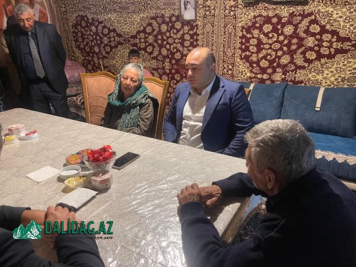 Azər Qocayev şəhid Şəhriyar Abdullayevin ailəsini ziyarət edib -Foto